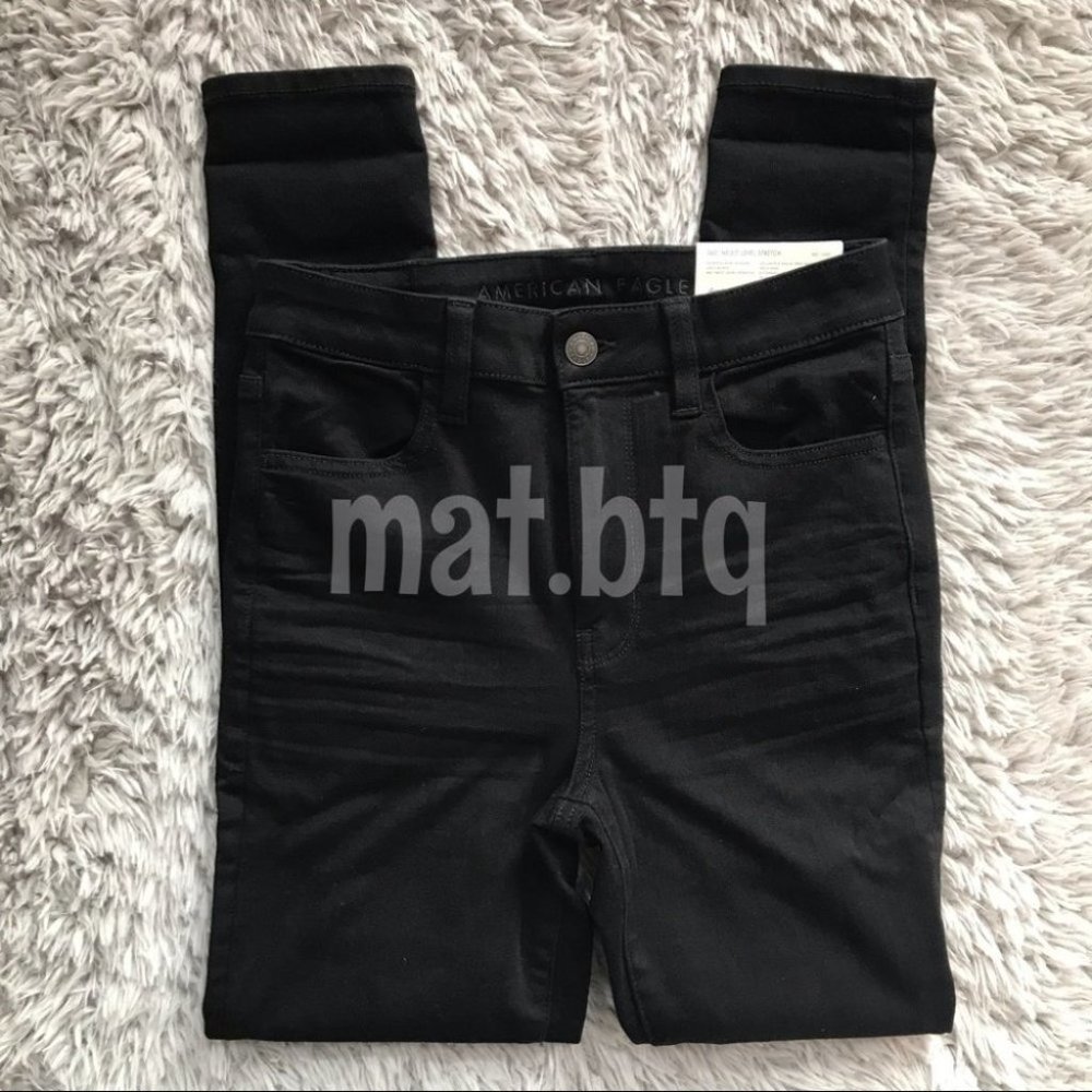 American Eagle Black Super Hi-Rise Jegging